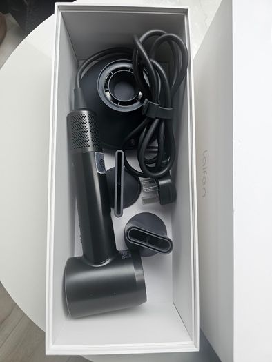 Hairdryer