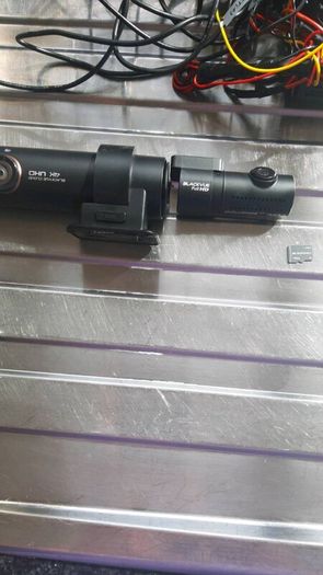 Blackvue front and rear blackvue dashcam