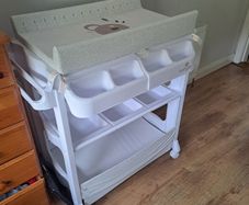 Babylo Changing Table