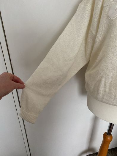 BNWT Cream Jumper, size 14/16