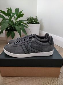 Brand new women's sneakers - trainers size 5
