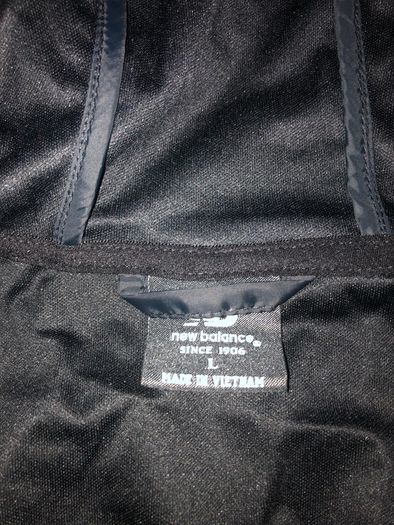 New Balance hoodie running jacket size L brand new