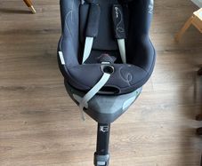 Cybex Serona G 360 car seat with built-in base