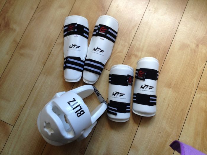 Shin & Forearm Protection and foam hood