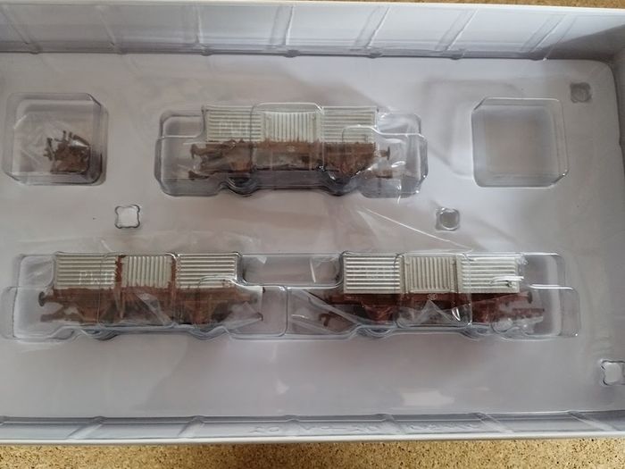 Irish Railway Models Bulleid wagon packs x2
