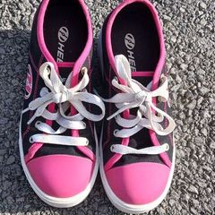 Heeleys skate shoes UK Size 2