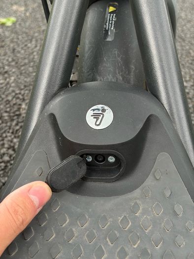 Segway Ninebot KickScooter F2