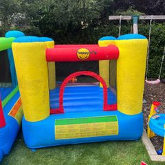 Kids bouncing castle