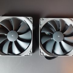 2x Noctua Fans NF-P14s