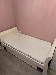 Mama and Papa Cot Bed
