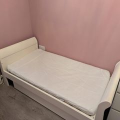 Mama and Papa Cot Bed