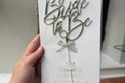 Cake topper