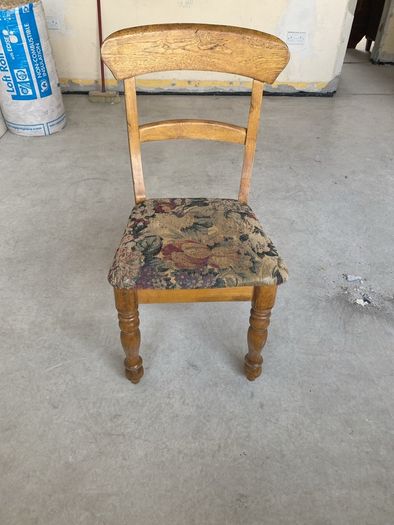 Dining table and chair set