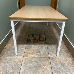 childrens table
