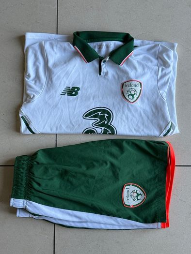 Ireland Away 2017/2018 Kit