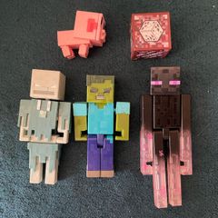 Minecraft figure bundle