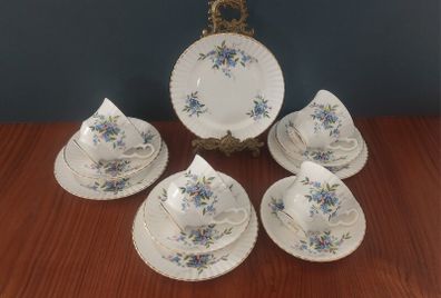 Beautiful Vintage Royal Windsor Fine Bone China 12 Piece Teaset for Four in a Beautiful Blue Floral Pattern, Pattern Number 3129/12 with Optional Extras