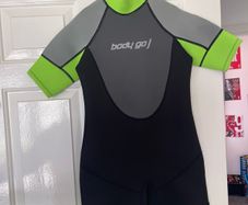 wetsuit