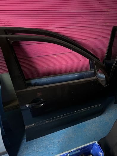 VW polo doors
