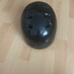 Kids helment like new