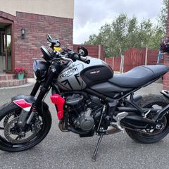 Triumph Trident 2021