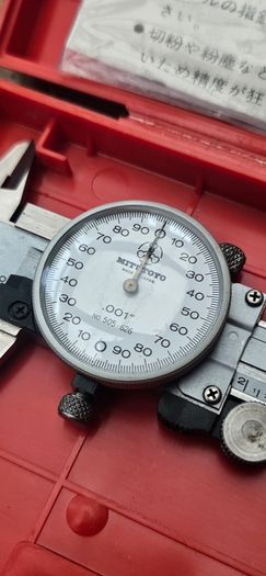 Mitutoyo 6" dial caliper