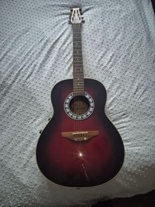 Semi-acoustic guitar