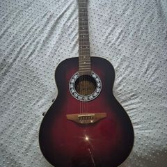 Semi-acoustic guitar