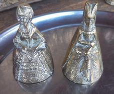 2 brass bells of ladies in high finery, old. D18 POST 7E