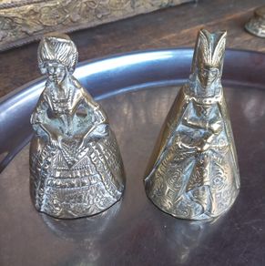 2 brass bells of ladies in high finery, old. D18 POST 7E