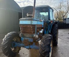 Ford 8210