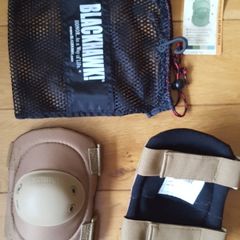 Blackhawk elbow pads for airsoft military