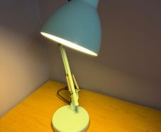 Desk lamp