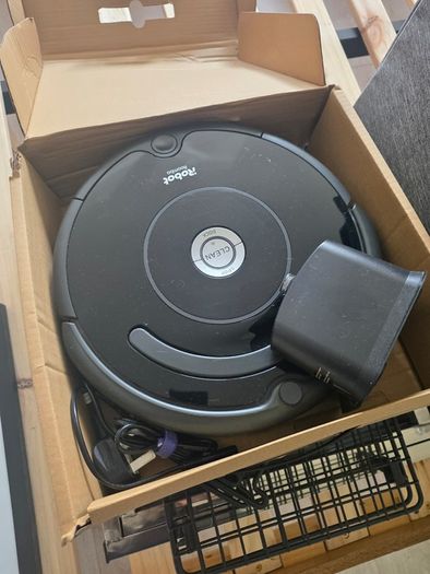 iRobot Roomba 671