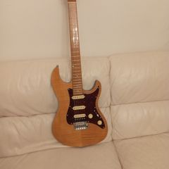 sire Larry carlton s7