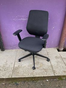 Senator Meteor mesh back ergonomic office chair