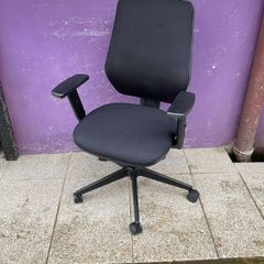Senator Meteor mesh back ergonomic office chair