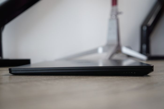 13.5" Microsoft Surface Laptop 5 Black | 16GB RAM | i5-1245U | 19 Battery Cycles