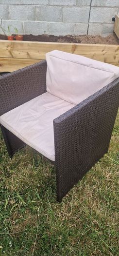 Rattan glass top table and 4 chairs