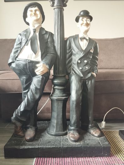 Laurel & Hardy Lamp Figures  Large 230e  & medium 150e (Working)