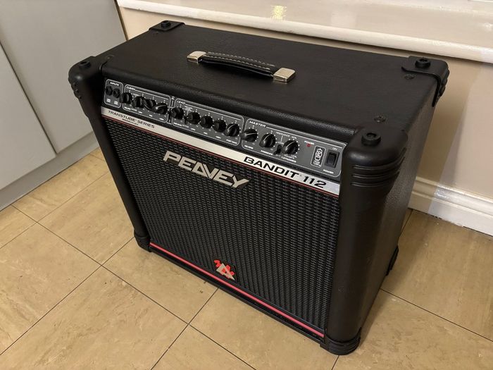 Peavey Bandit 112 Red Stripe 100W Guitar Amp + Footswitch