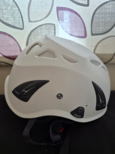 Safety helmet