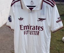 Arsenal 25/26 third kit size Large