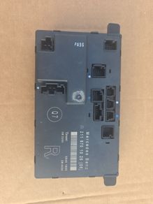 Genuine Mercedes W211 E-Class,  C219, CLS Door Control Module Right Side  2118701026