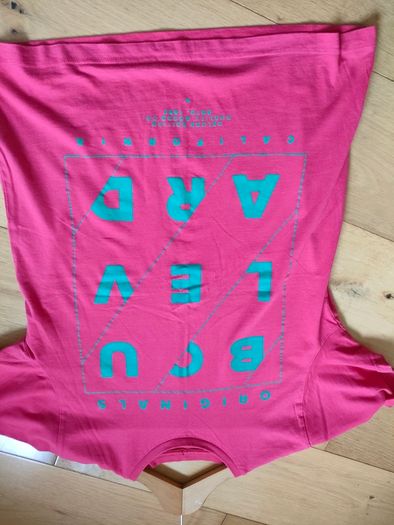 Men's t shirt
