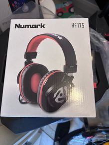 Numark HF175 DJ headphones