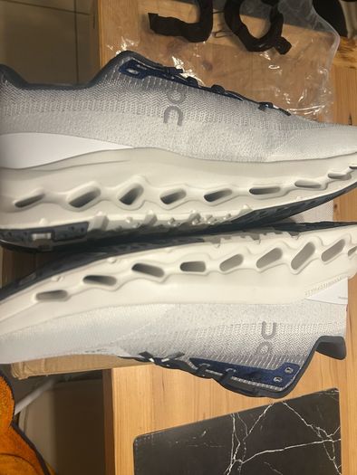 On cloud cloudlift brand new