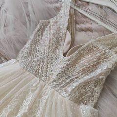 wedding dress