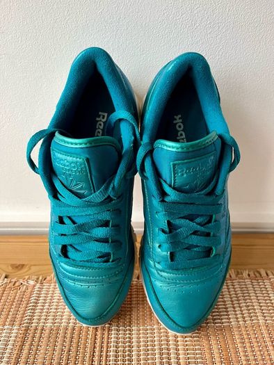 Metallic teal leather rebook trainers, uk5