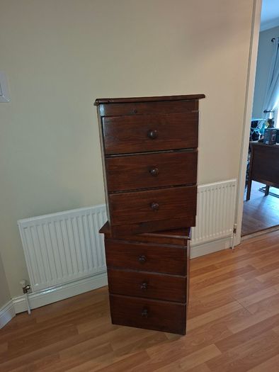 2 FREE pine lockers